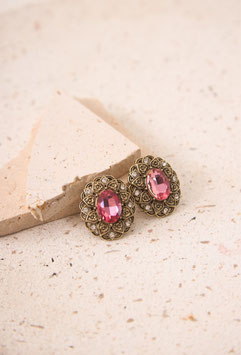 PENDIENTES REDONDOS CON PIEDRECITAS Y PIEDR CENTRAL  BURGUNDY    REF.  JS.KIRA