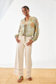 PANTALON DENIM EN ALGODON CON BORDADO EN BAJO    REF. ES.ORFEO