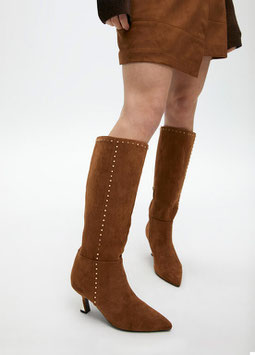 BOTA ALTA MARRON CON TACON PERSONALIZADA Y DETALLE EN TACON    REF. LS2505025