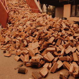 4,5 Srm Hartlaubholz, gemischt, ofenfertig
