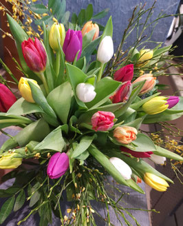 bunter Tulpenstrauß