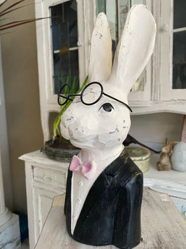 Hasenbüste mit Brille