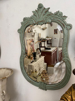 Antiker, ovaler Spiegel mit Krone
