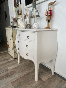 Antike Schubladen-Kommode