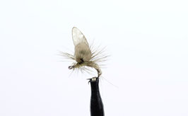 J:son MAYFLY EMERGER 3 Light Olive