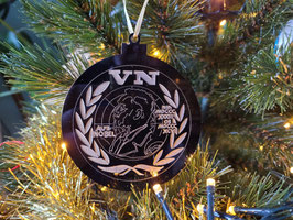 Kerstbal met de NOBEL draaginsigne