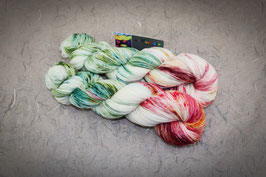 Merino High Twist 6fach von Atelier Zitron, 150g Strang des Monats "Merry Christmas 2025"