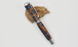 Tintenroller "Manhattan" aus einem Banksia Zapfen (in blauem Epoxid) in der Metalloptik Chrom