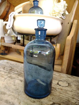 alte blaue Flasche