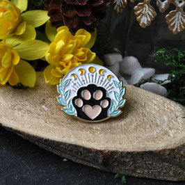 Pin 34 "Moon Paw"