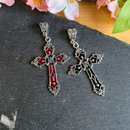 Anhänger ornament Kreuz