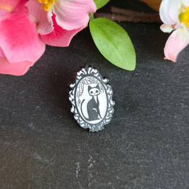 Pin goth cat