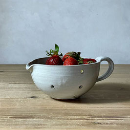 berry bowl / jug