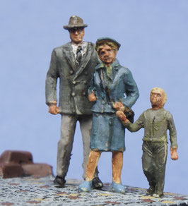 Famille de badauds (R72467)