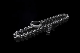 OSKURA black onyx bracelet