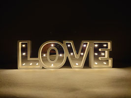 LED Schriftzug Love weiß mit Spiegeln