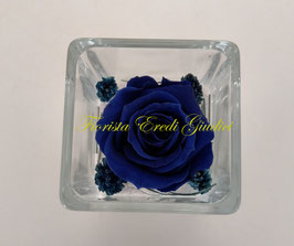 Rosa eterna blu in cubo vetro 6x6cm