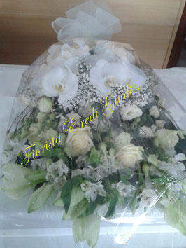 Mazzo fiori misti bianchi
