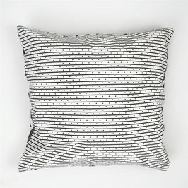 Cushion black and white lines 40x40 - Kissen schwarz weiße Linien 40x40