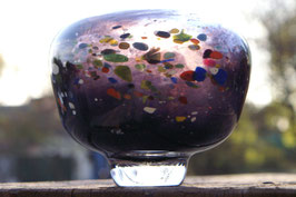mundgeblasene Vase schwarz mit bunten Konfetti
