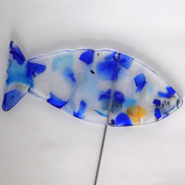 blauer kleiner Steckerlfisch