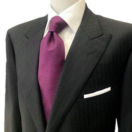 Anzug fein gestreift in Super 160´s Wolle