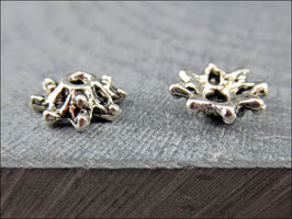 25x oder 60x Kleine Sternchen Perlkappen - Tibetanischer Stil - P33