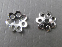 25 oder 60 x Kleine einfache versilberte Perlkappen in Blütenform - P29