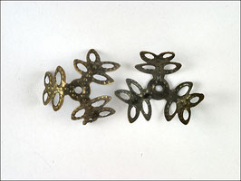 Blüten Perlkappen Häubchen biegsam bronze für große Perlen - P08