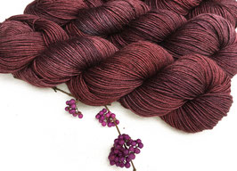 welthase yak fingering dark chocolate