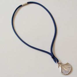 Kette "Muschel" aus marineblauem Tauwerk
