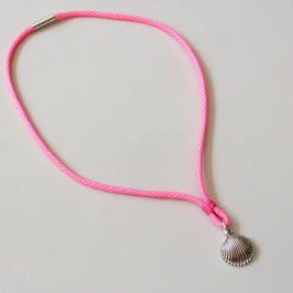 Kette "Muschel" aus pink/weißem Tauwerk
