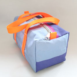 Es wird bunt! Crewbag S hellblau/neonorange