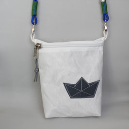 Kleine Tasche weiß "Papierboot" mit blauem Tau