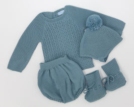 Conjunto de jersey, pololo, gorrito y patines. Ref. 9830SC.