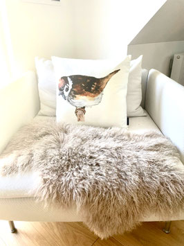 Kissen "Spatz" - Lieber den Spatz auf dem Sofa, als die Taube auf dem Dach...
