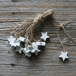 DEKO "Holzsternchen an Schnur"