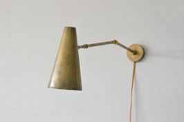 Wall light by Giuseppe Ostuni for Oluce, 50s