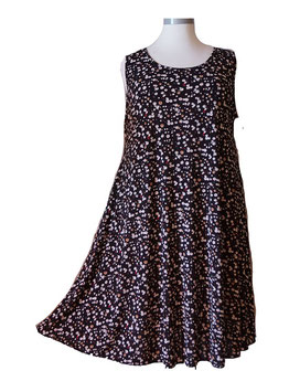 Kleid in A-Linie Schwarz mit kleinen Blümchen 48-54 (00354)