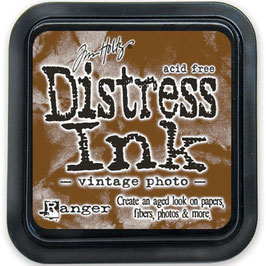 Distress® Ink & Oxide - vintage photo