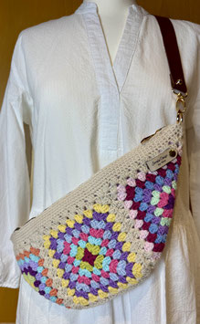 Handgemachte Häkeltasche Granny Square Beige/Bunt