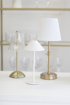 LED Tischleuchte, weiß, "klassische Eleganz"