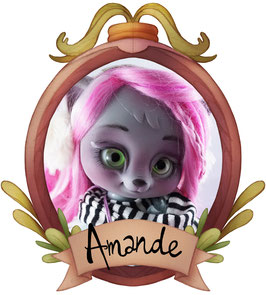 Amande - Light grey skin