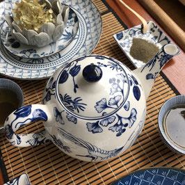 Teapot with 4 cups 'Foral Japonica'