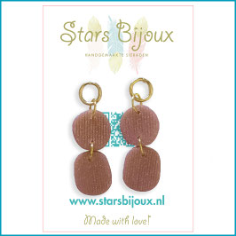 Oorbellen polymeer klei ribbel glitter bruin / goudkleurig