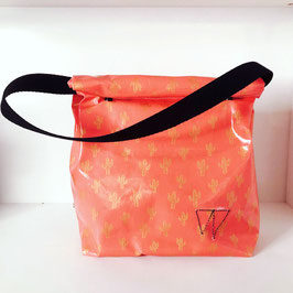 Lunch-bag enduit rose corail à cactus dorés