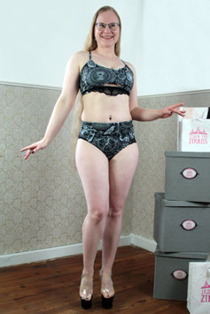 Hose Flirty