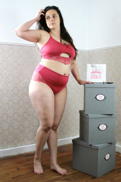 Hose Flirty