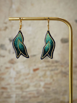 LES BOUCLES D'OREILLES "PETITES FEUILLES" - 2 FEUILLES