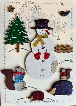 Carte postale "Bonhomme de neige, écureuils,Hérisson, sapin, barrière, oiseau, étoile